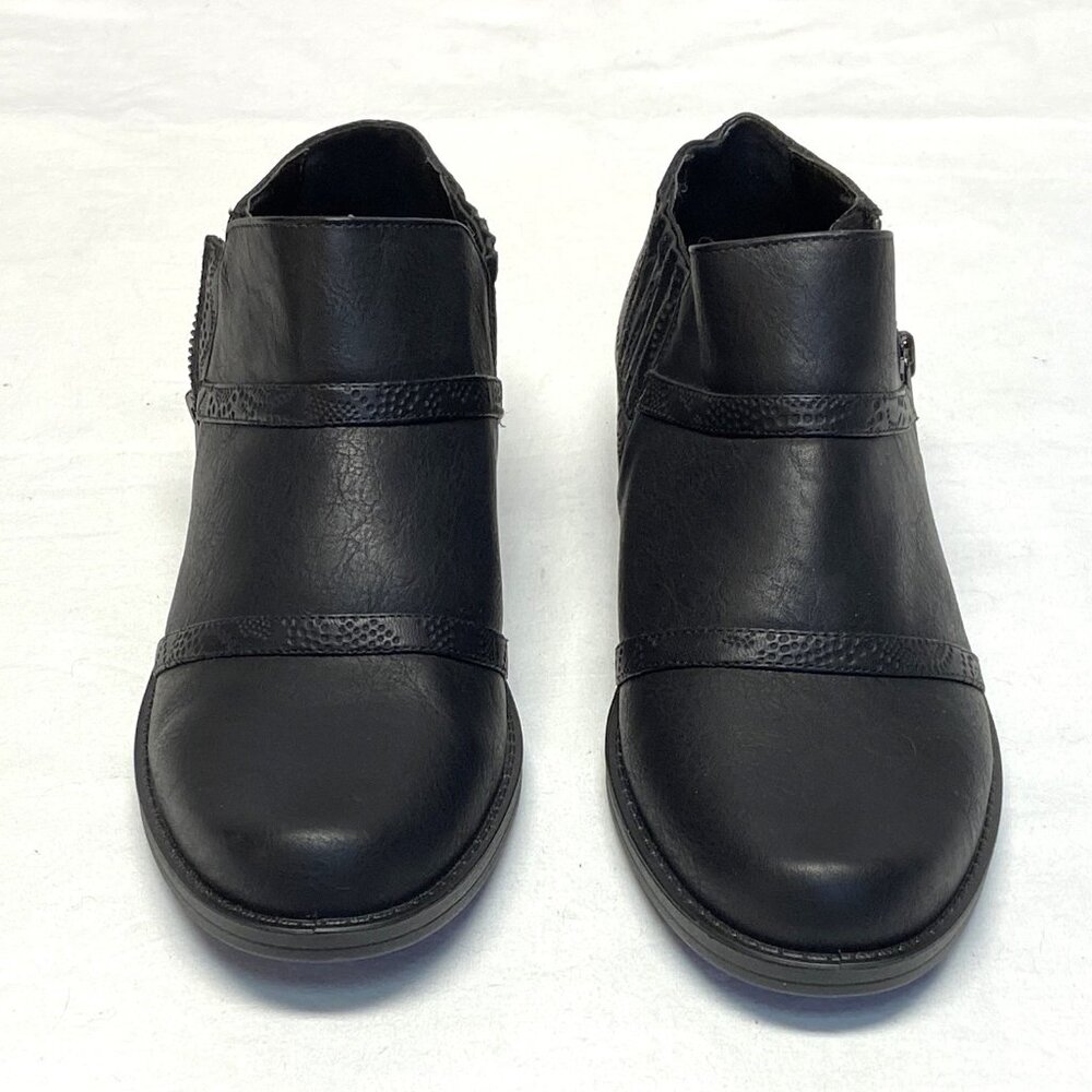 Easy Street Comfort Wave Black Cutout Low Block Heel Booties 9.5WW Faux Leather - Picture 2 of 13